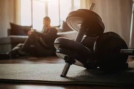 圣路易斯红雀与德州游骑兵上演史诗级抢七大战，大卫·佛里斯成为城市英雄